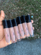 Load image into Gallery viewer, Soft Mocha Lipgloss🤎🤍
