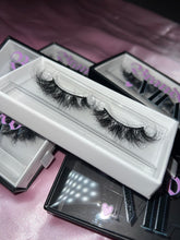Load image into Gallery viewer, BELLA Lashes🌸
