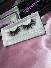 Load image into Gallery viewer, ROYAL Lashes👑

