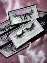 Load image into Gallery viewer, ROYAL Lashes👑
