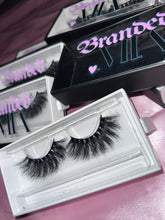 Load image into Gallery viewer, BABY DOLL Lashes 🍭
