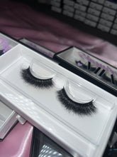 Load image into Gallery viewer, Pixie Lashes🧞‍♀️
