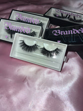 Load image into Gallery viewer, SLAY Lashes💗
