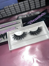 Load image into Gallery viewer, SLAY Lashes💗
