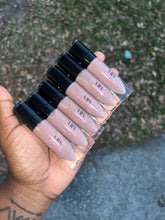 Load image into Gallery viewer, Soft Mocha Lipgloss🤎🤍
