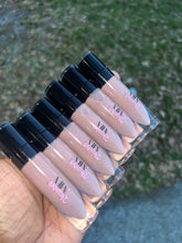 Load image into Gallery viewer, Soft Mocha Lipgloss🤎🤍
