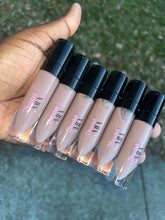 Load image into Gallery viewer, Soft Mocha Lipgloss🤎🤍
