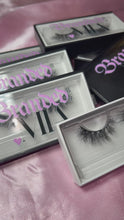 Load and play video in Gallery viewer, BADDIE Lashes❤️
